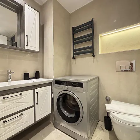 Stylish 2-br In Nisantasi Apartment *